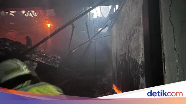 RS Polri: 2 Korban Glodok Plaza Laki-laki, tapi Tak Ada Sampel DNA yang Cocok