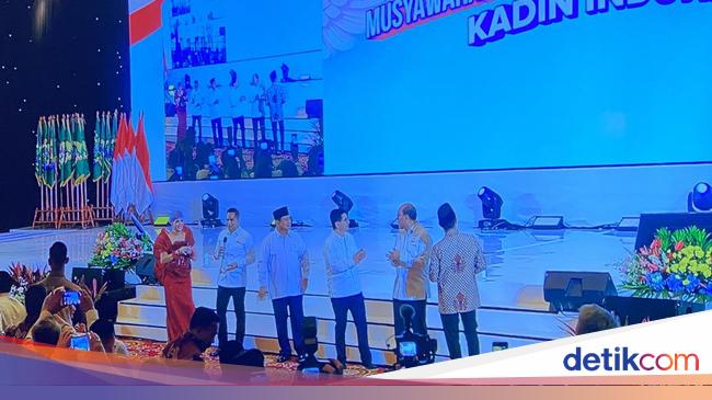 Prabowo Nyanyikan ‘O Ulate’ Bareng Anindya Bakrie-Arsjad di Munas Kadin