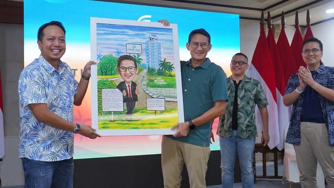 Sandiaga Uno Beri Motivasi ke Karyawan Sarana Jaya, Ini Pesannya