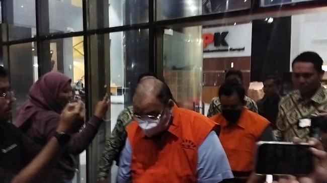 KPK Tahan 2 Tersangka Korupsi di Pemkot Semarang