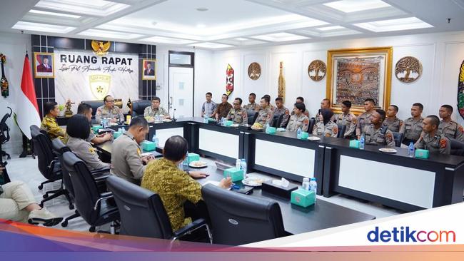 Irwasum Polri Ungkap Rasa Bangga dengan 16 Polisi Disabilitas yang Direkrut