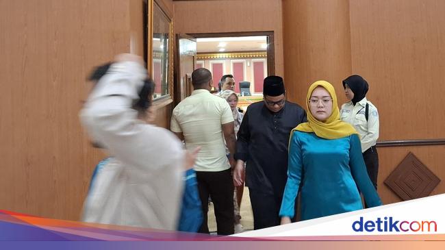 Polisi Kumpulkan Ratusan PNS-Honorer DPRD Riau Terkait Dugaan SPPD Fiktif