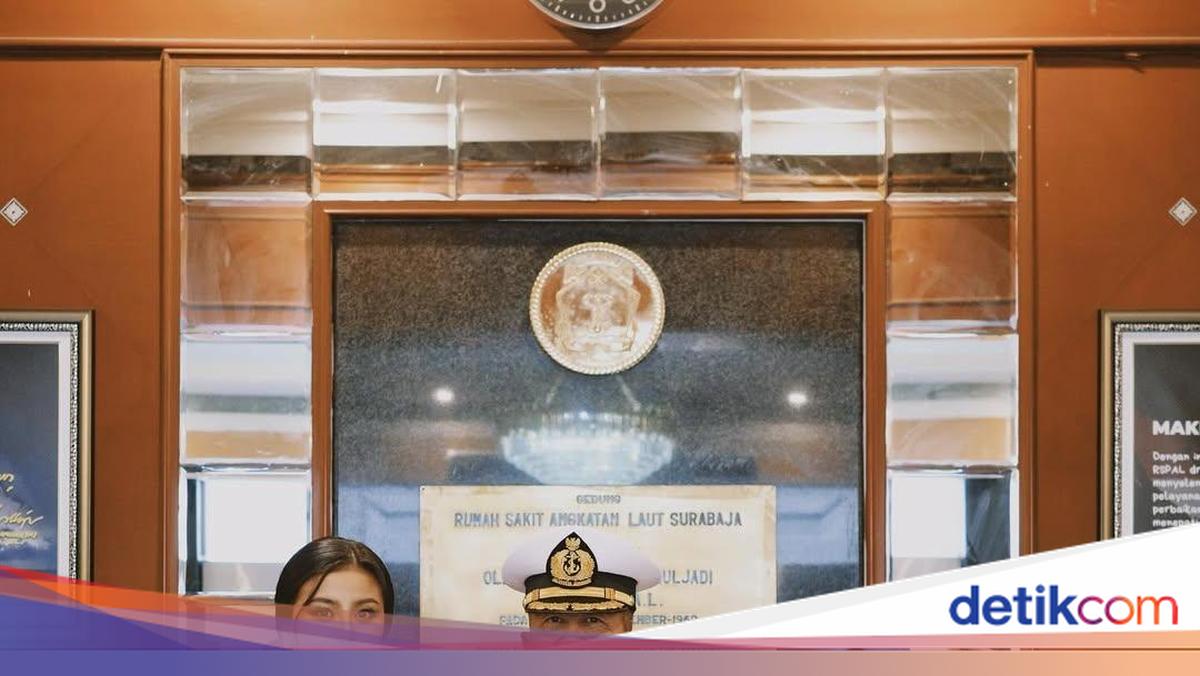 Profil Kepala RSPAL dr Ramelan Surabaya, Ayah Selebgram Awkarin