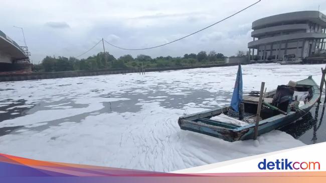 Kali di Jakut Berbusa, SDA: Limbah Pabrik-Domestik Masih Dibuang ke Sungai