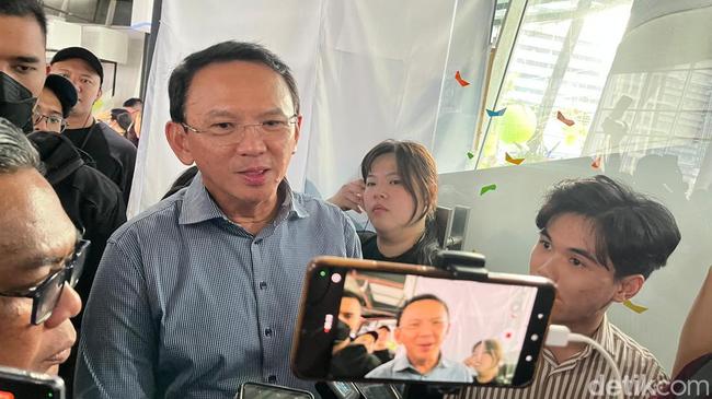 Ahok Respons Isu Gibran Gabung MKGR: Bagus, Jadi Jelas Partainya