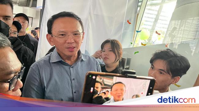 Ahok Respons Isu Gibran Gabung MKGR: Bagus, Jadi Jelas Partainya