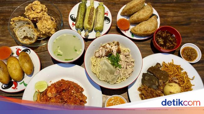 Gurih Berempah! Nasi Campur Makassar dengan Lauk Toppa Lada