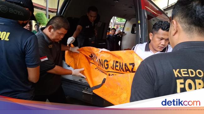 RS Polri Masih Identifikasi 9 Korban Tewas Kebakaran Glodok Plaza