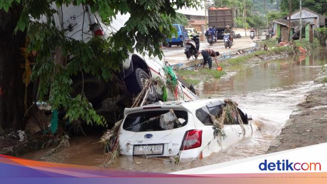 11.223 Orang Terdampak Banjir di Bandar Lampung