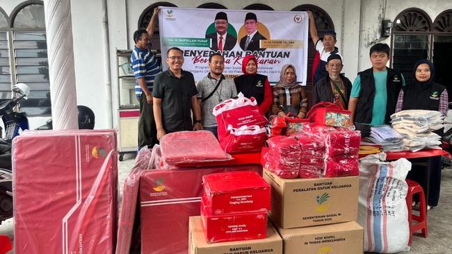 Legislator Gerindra Salurkan Bantuan untuk Korban Kebakaran di Medan Timur