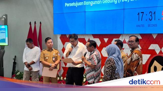 Cek Mal Pelayanan Publik, Menteri PKP Apresiasi Penerbitan PBG Cuma 30 Menit