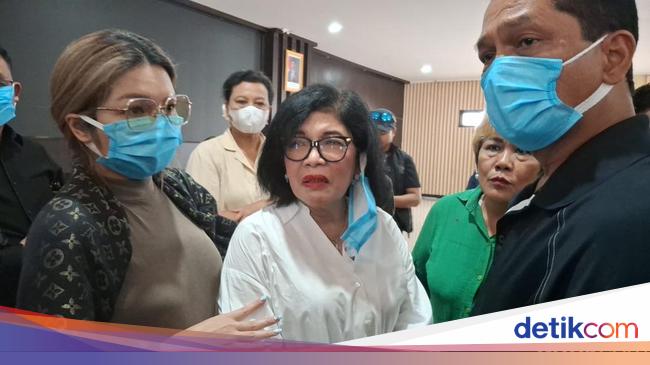 Bercucuran Air Mata, Pengacara Farida Felix Kaget Anaknya Bunuh Satpam Rumah