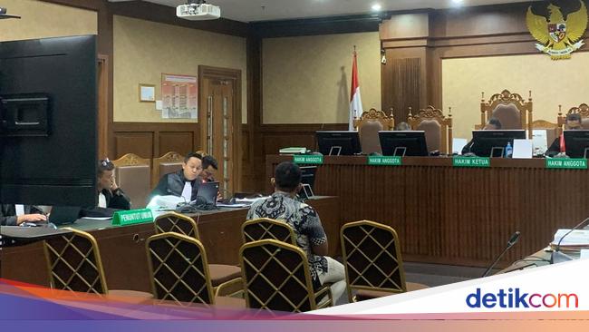 Pengacara Ronald Tannur Beri Sekuriti PN Surabaya Rp 35 Juta Usai Vonis Bebas