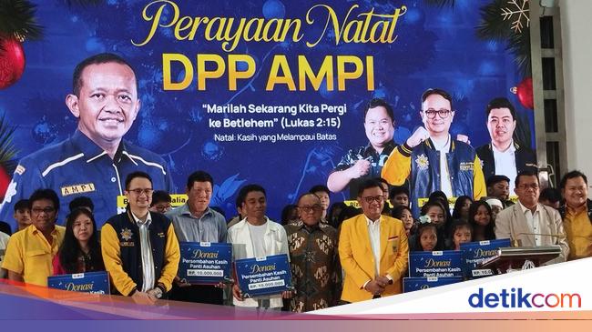Menteri UMKM hingga Aburizal Bakrie Hadiri Perayaan Natal AMPI