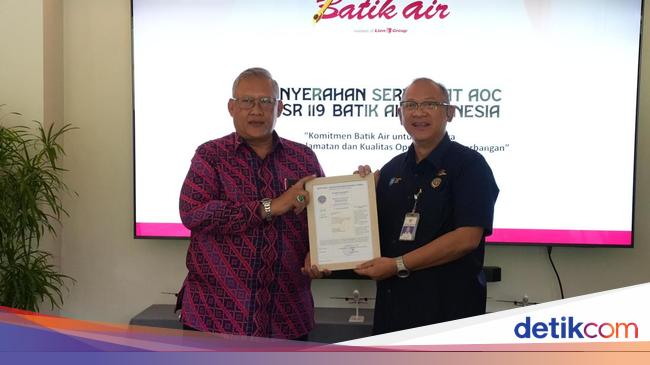 Batik Air Terima Sertifikat CASR 119 dari Kemenhub