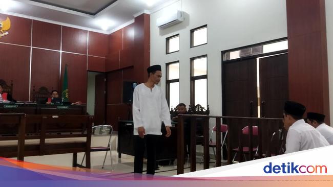 Eksekutor Pemburu Badak Jawa di TN Ujung Kulon Dituntut 11 Tahun Bui