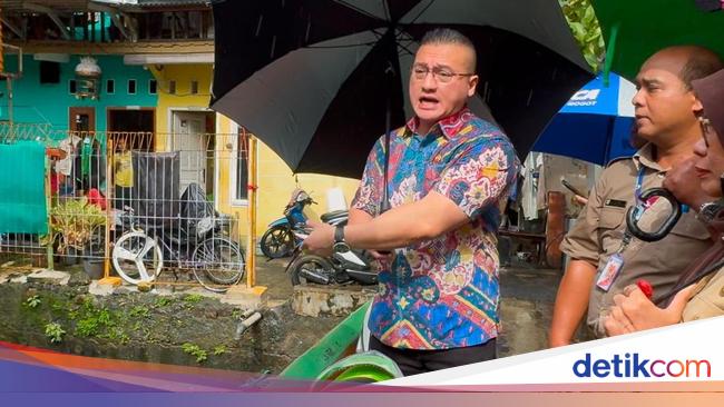 Kenneth DPRD DKJ: Lakukan Pengerukan Lumpur Serentak untuk Cegah Banjir