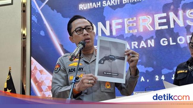 Pistol Ditodongkan 'Koboi' di SPBU Rest Area Cibubur Ternyata Korek Api