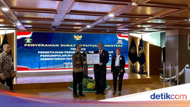 Kemenkum Serahkan SK Pengurus Ikatan Notaris Indonesia: Jaga Marwah Jabatan