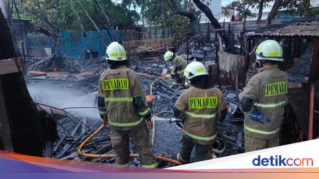 Sejumlah Lapak hingga Kontrakan di Priok Kebakaran, Dipicu Korsleting