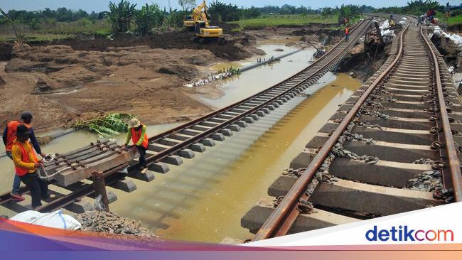 Jalur KA Grobogan Rusak Lagi oleh Banjir: Ada 8 Pembatalan, 28 Dialihkan