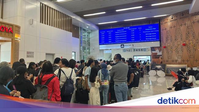 Libur Panjang, Stasiun Halim Dipadati Penumpang