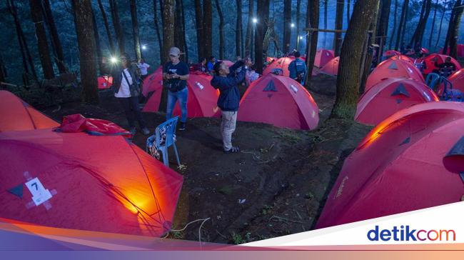 Wisata Perkemahan di Lereng Gunung Ciremai