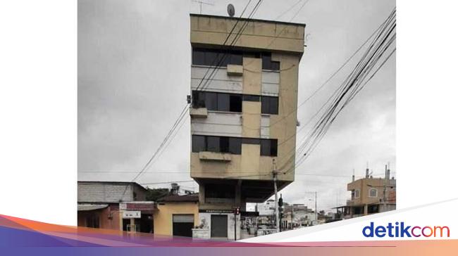 崩壊を拒否します！この魔法の建物は地震の8倍の後にしっかりと立っています