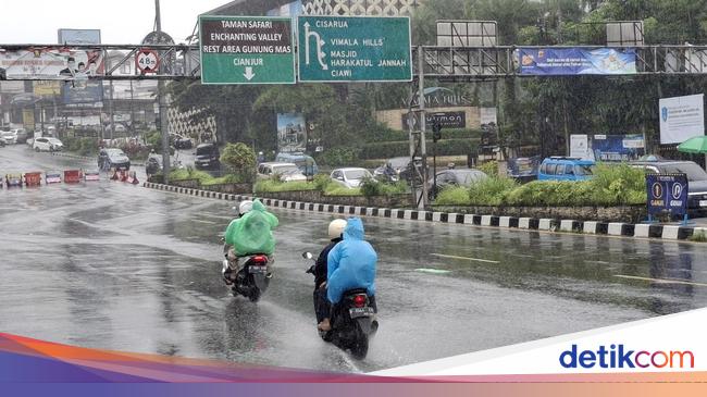 Polisi Terapkan One Way Puncak Bogor Arah Jakarta Siang Ini