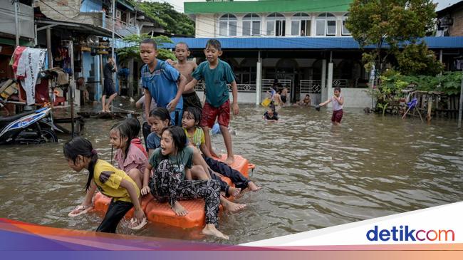 5 Curhat Warga Korban Banjir Jakarta