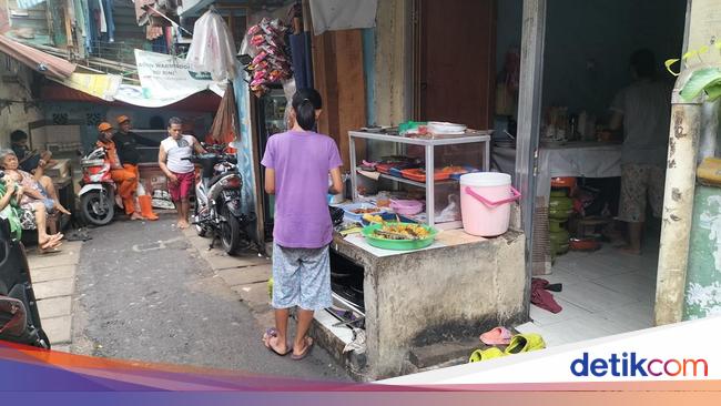 Banjir Kebon Pala Surut, Warga Kembali Beraktivitas Seperti Biasa