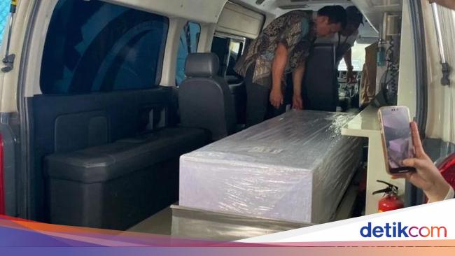 Jenazah WNI Korban Penembakan Aparat Malaysia Tiba di Pekanbaru