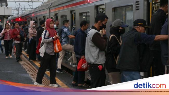 Anker Cibinong-Nambo Adaptasi Lagi Buntut Jadwal KRL Berubah