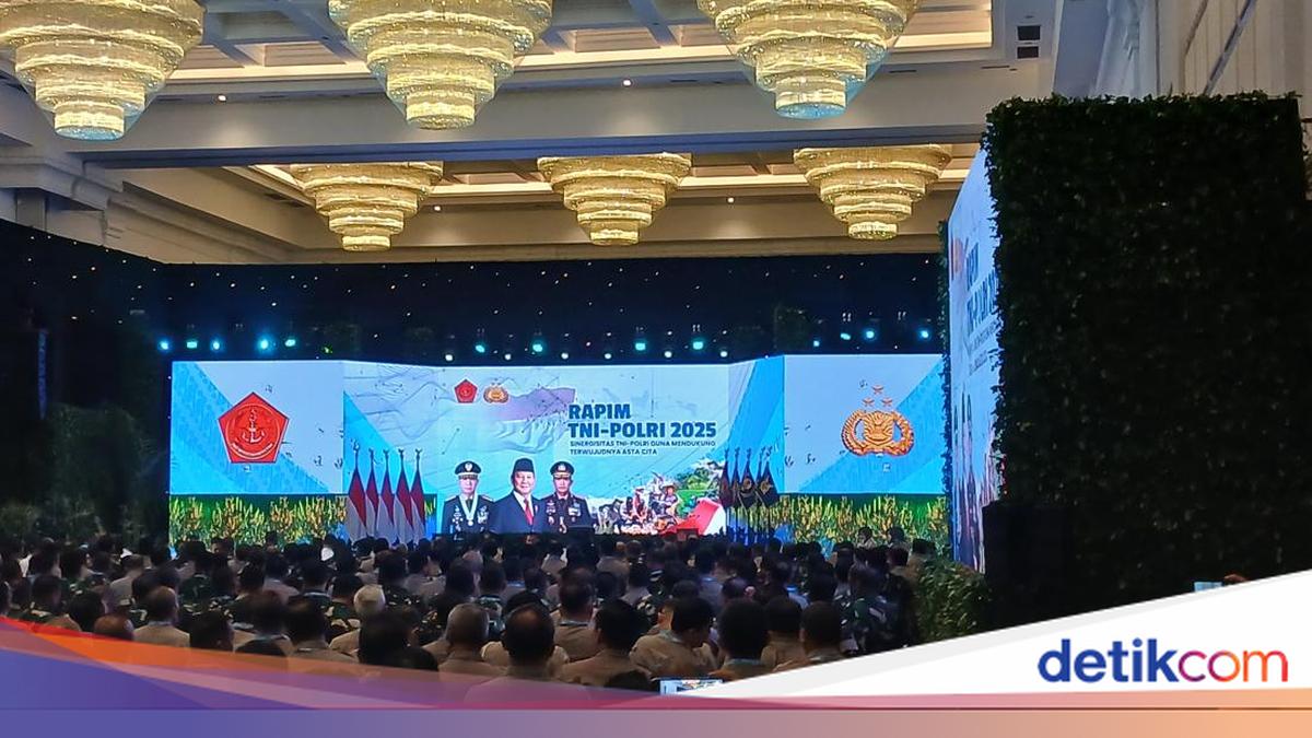 Presiden Prabowo Hadiri Rapim TNI-Polri 2025