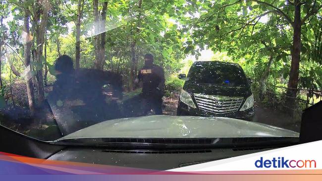 Geng Rusia di Bali Pakai Pistol dan Rompi ‘Polisi’ Saat Rampok WN Ukraina