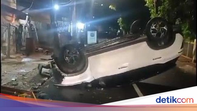 Polisi Cari Pemotor Disenggol Artis Larasati Sebelum Mobilnya Terbalik