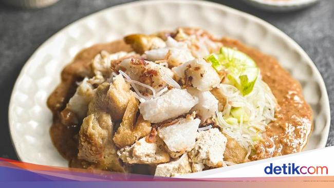 Nyamm! Ini 10 Ketoprak Legendaris di Jakarta, Ada yang Sejak 1960-an