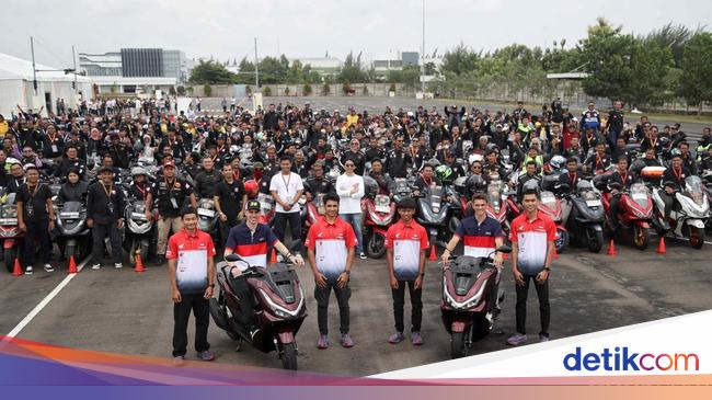 Joan Mir dan Luca Marini Sapa 500 Bikers Honda PCX