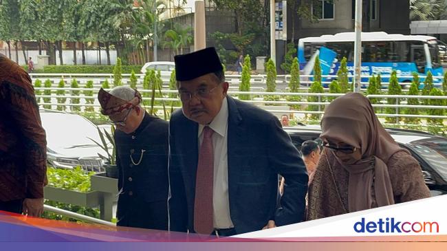 Putra Hatta Rajasa Menikah dengan Cucu JK, Akad Dihadiri Mendes Yandri