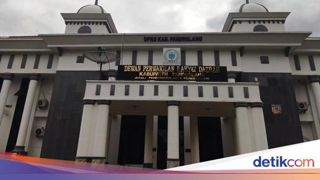 DPRD Pandeglang Anggarkan Rp 3,8 M untuk Makan dan Minum Saat Rapat