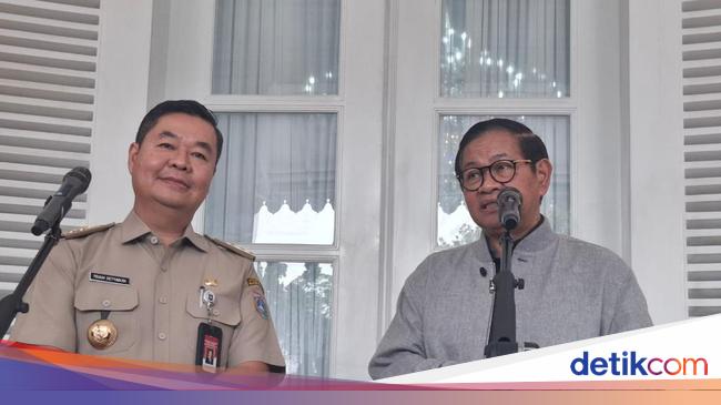 Pramono Anung Kunjungi Balai Kota Jakarta, Keliling Lihat Ruang Kerja