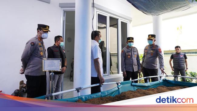 Momen Kapolda Tinjau Pengungkapan Pabrik Narkotika Terbesar di Jabar