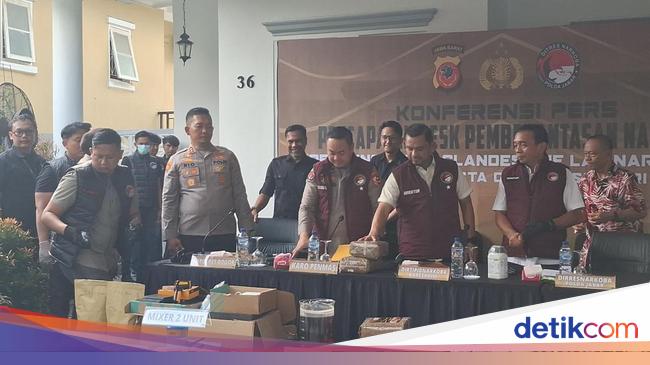 Terbongkar Modus Pabrik Narkoba Terbesar di Jabar
