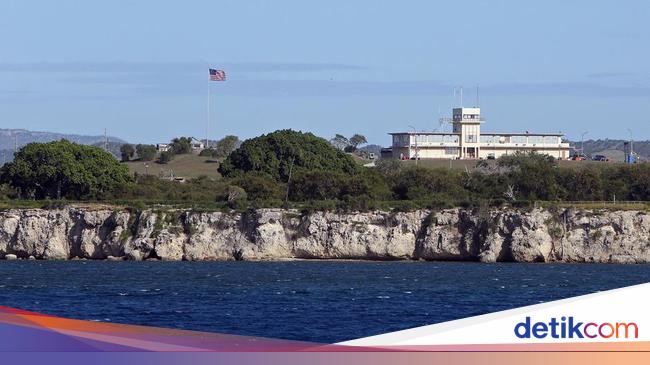 AS Mulai Terbangkan Imigran Ilegal ke Kamp Guantanamo