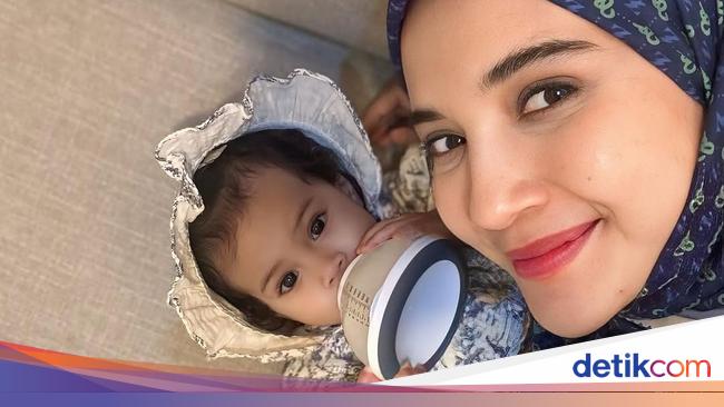 Zaskia Sungkar Pregnant After Humaira