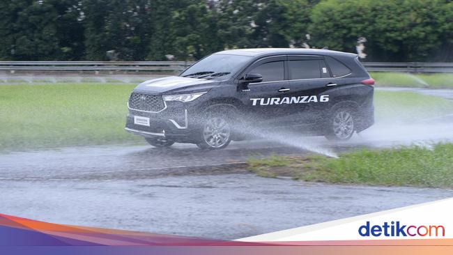 Jajal Performa Ban Bridgestone Turanza 6 di Innova Zenix