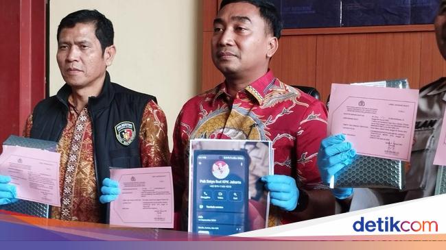 3 Tersangka Bikin Akun WA Catut Ketua KPK, Sprindik Palsu Diedit Aplikasi