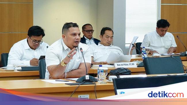 Gerindra DKI soal Penghuni Rusun Punya 5 Angkot: Tak Pantas Tinggal di Situ