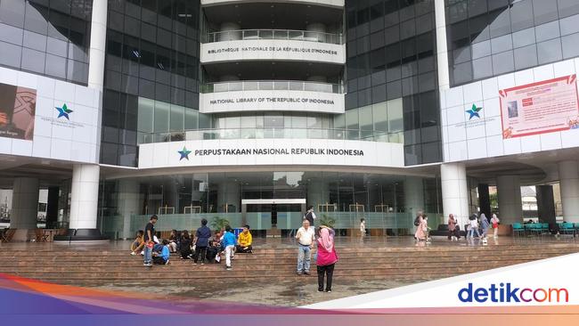 Harapan Pengunjung Agar Perpusnas Buka Tiap Hari: Bisa Jadi Tempat Rekreasi