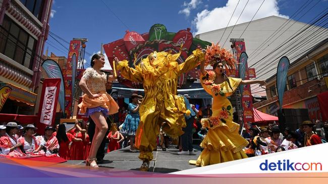 Semarak Tarian Pepino Membuka Musim Karnaval di Bolivia